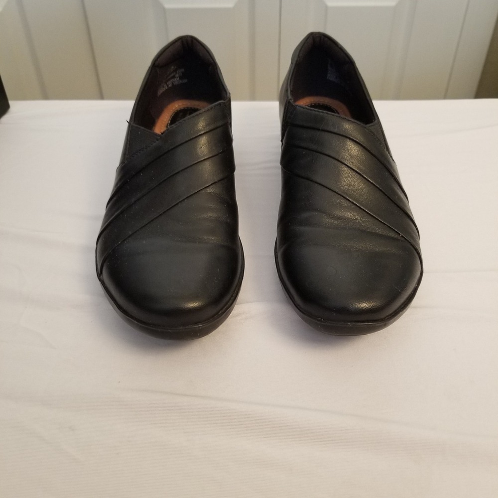 Clarks Artisan Black Pleated Slip On Loafers Low Wedge Shoes Womens Size 6.5 M